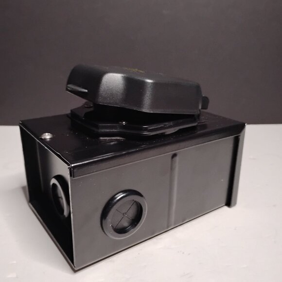 INTERTEK 50 Amp Generator Inlet Box 125/25c Volt RV/EV X1S250PC SS2-50P - Picture 6 of 15